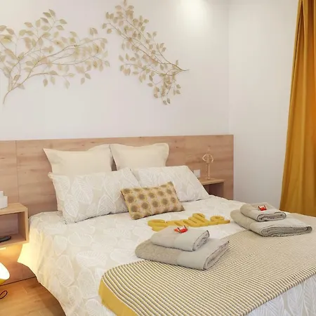 360° Old Town Apartment
